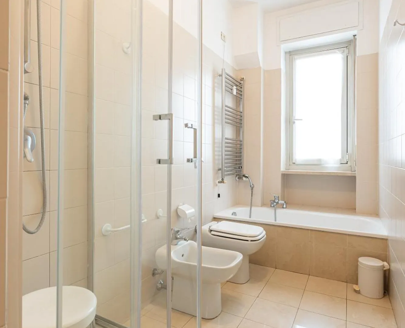 Splendido Trilocale Zara Ottavo Piano - Mirable Pm Appartement Milaan 0*,