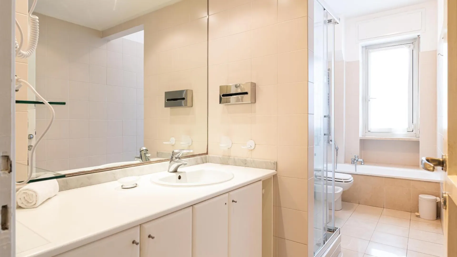 Splendido Trilocale Zara Ottavo Piano - Mirable Pm Appartement Milaan